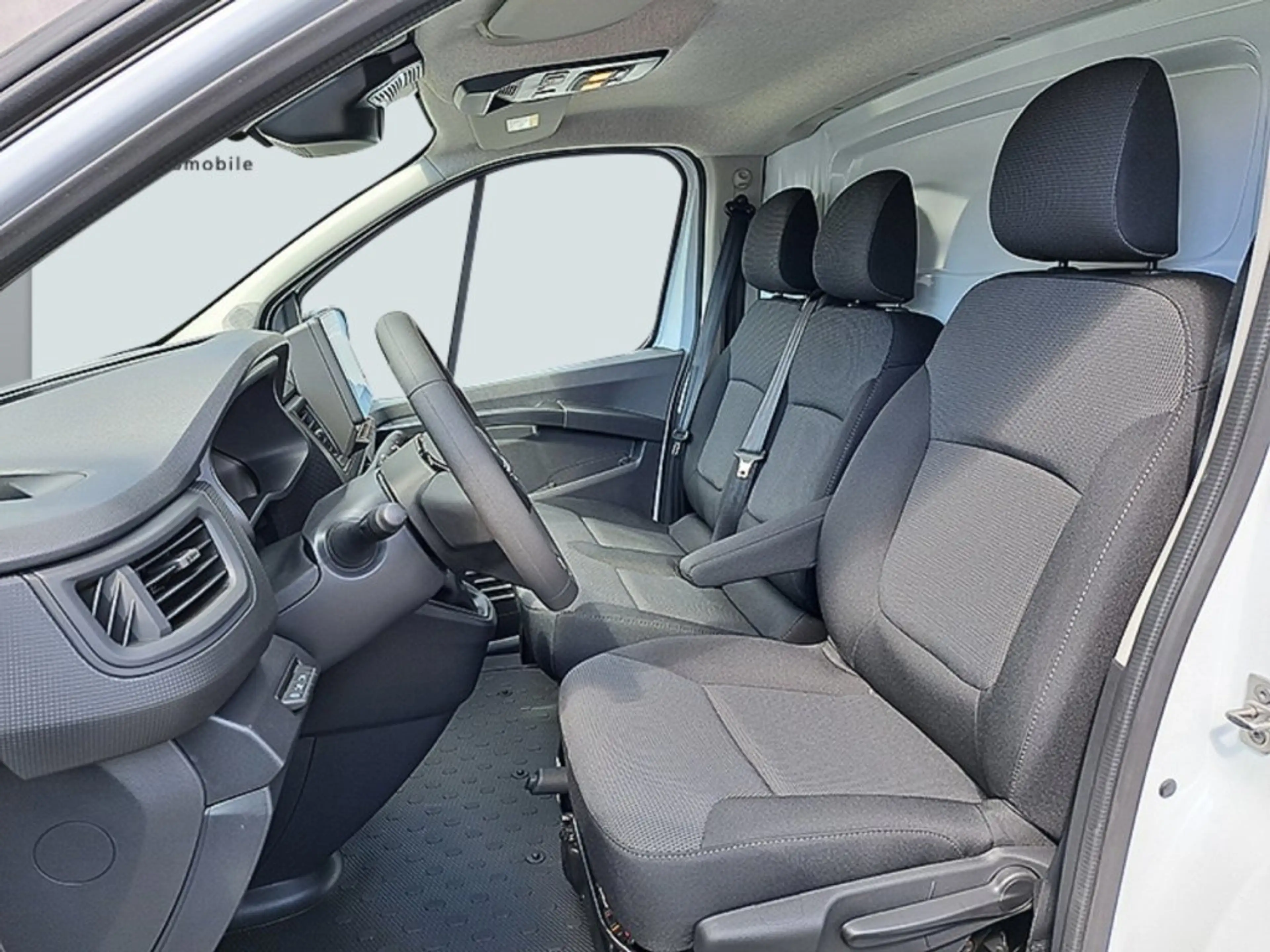 Nissan Primastar KAWA ACENTA L1H1 3,0t dCi 110 6MT — photo 7