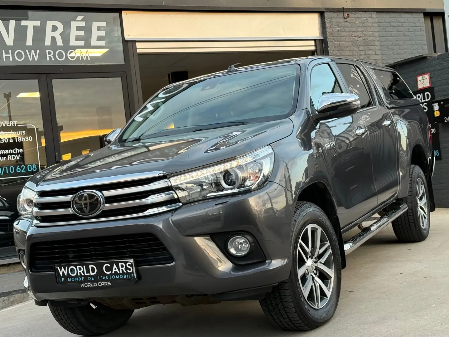 Toyota Hilux 2.4 D-4D 4WD TVA*BTW HARD-TOP LINE AS. CAMERA FULL Gris - 1