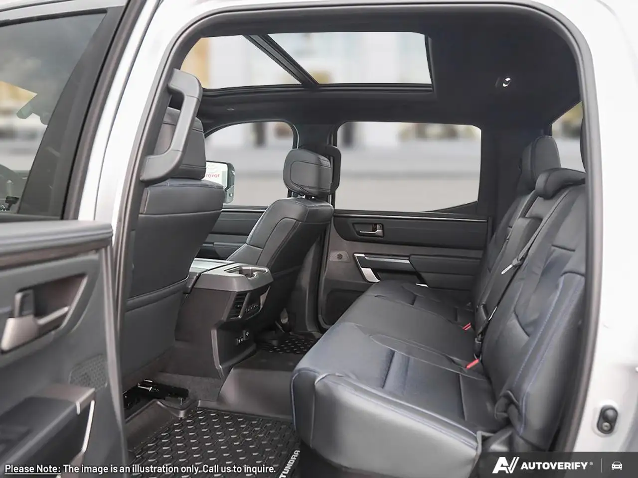 Toyota Tundra снимка Toyota Tundra