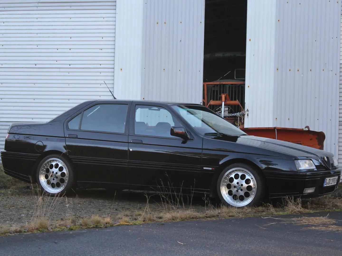 Alfa Romeo 164 QV Schwarz - 2