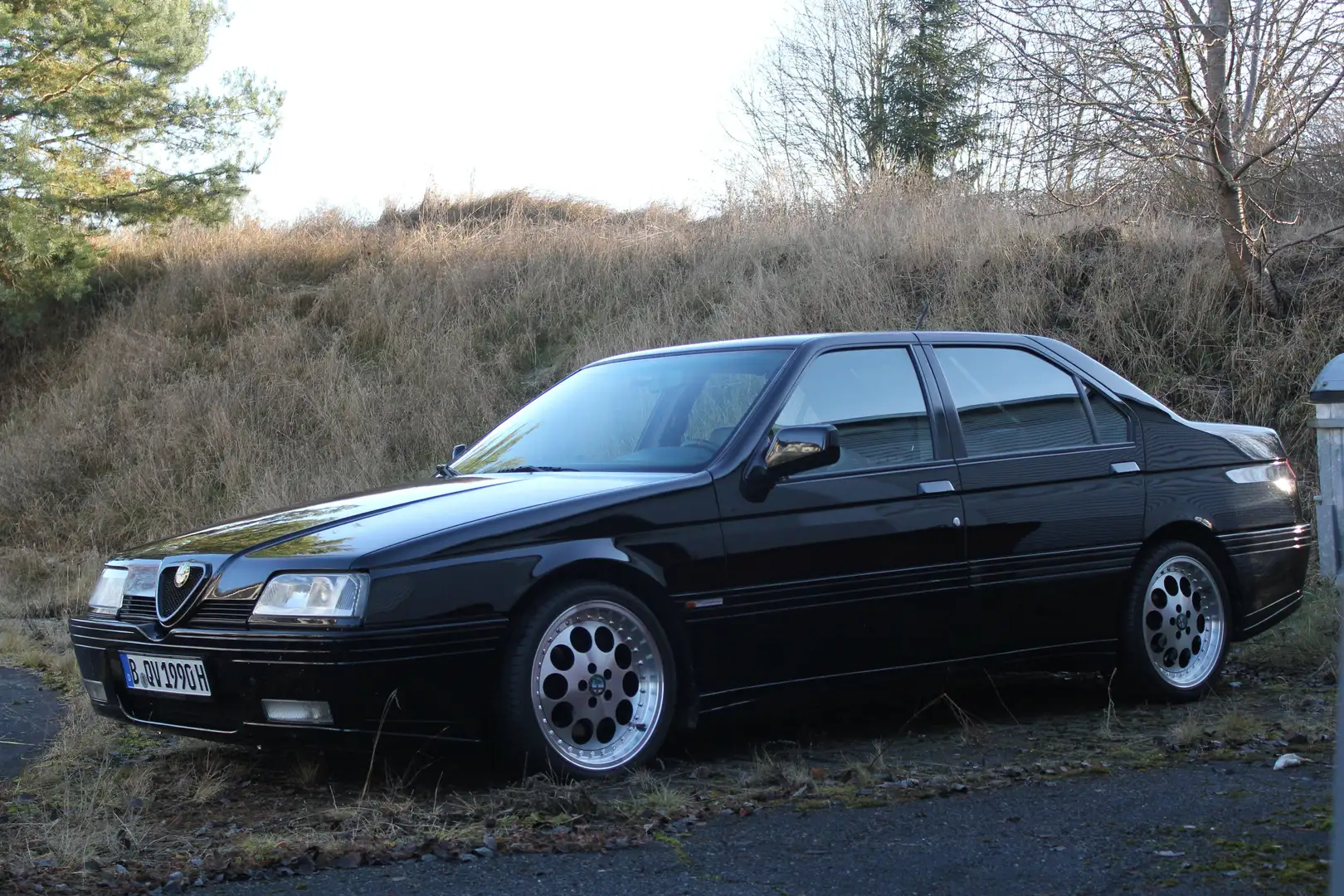 Alfa Romeo 164 QV Schwarz - 1