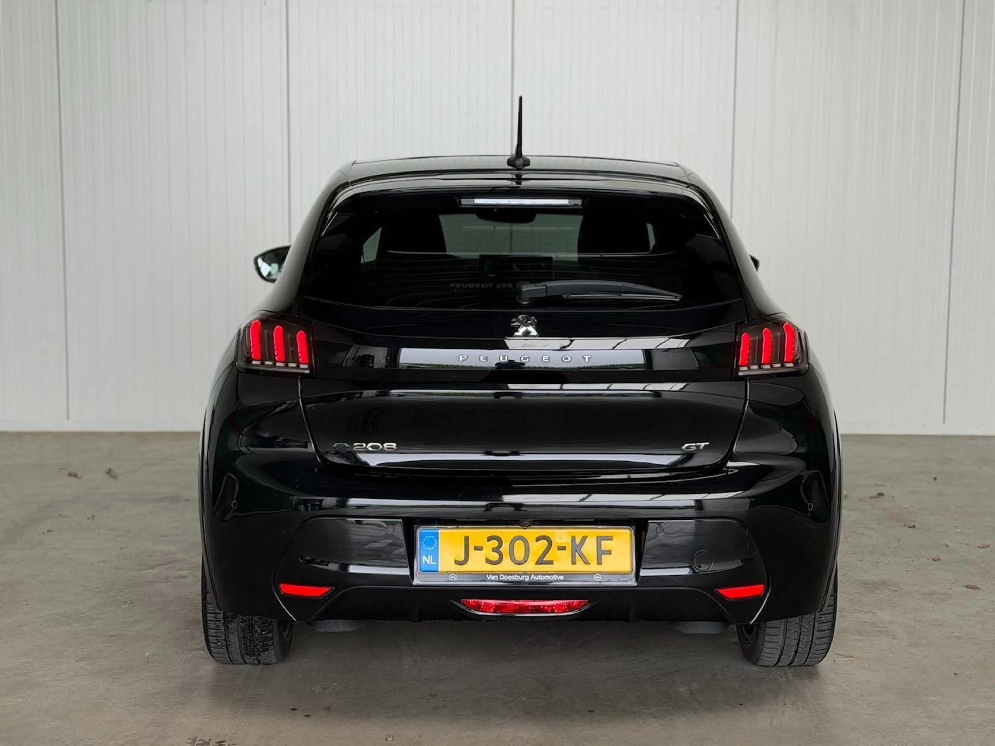 Peugeot e-208 GT EV 50kWh 136 Pano| Carplay SOH 93% — photo 4