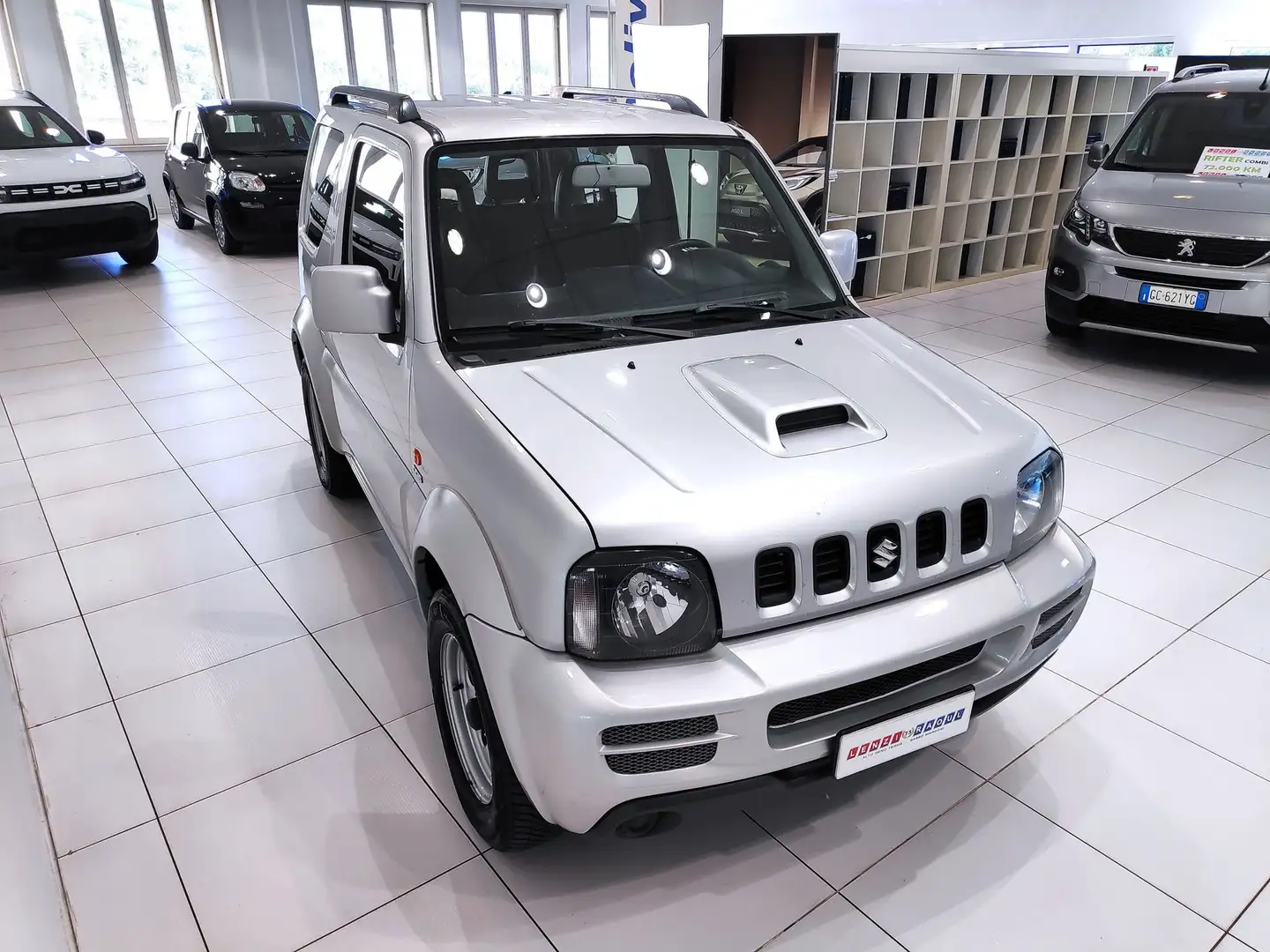 Suzuki Jimny Jimny 1.5 DDiS cat 4WD JLX*4x4 con RIDOTTE* Grau - 1