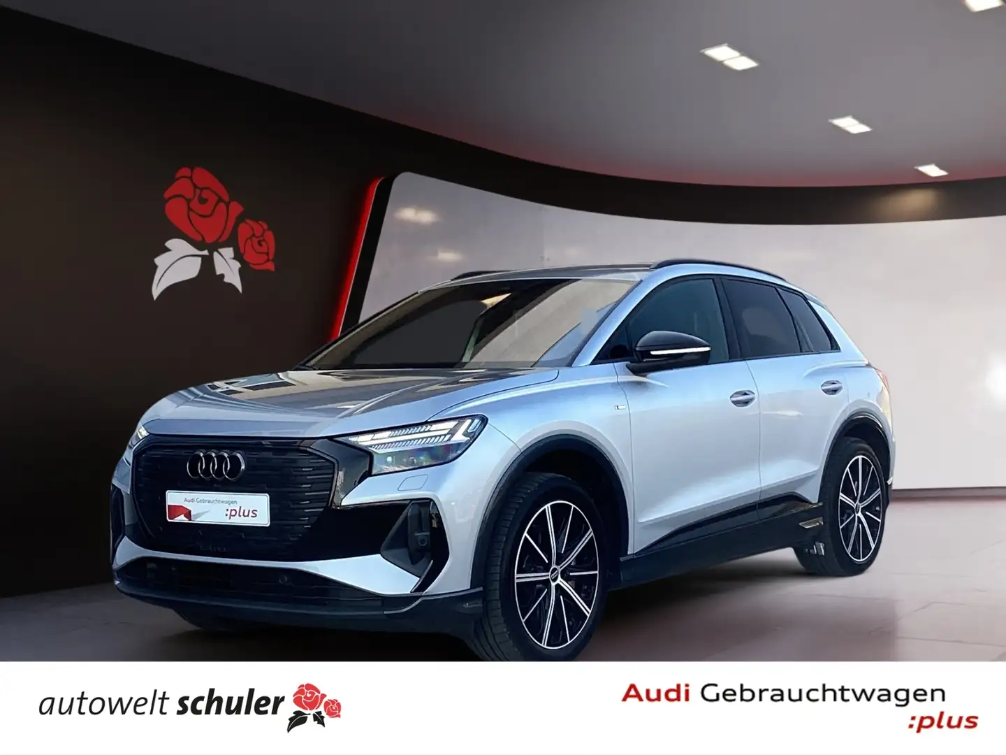 Audi Q4 e-tron 45 quattro S-line AHK RFK Matrix-LED Navi+ ACC Silber - 1