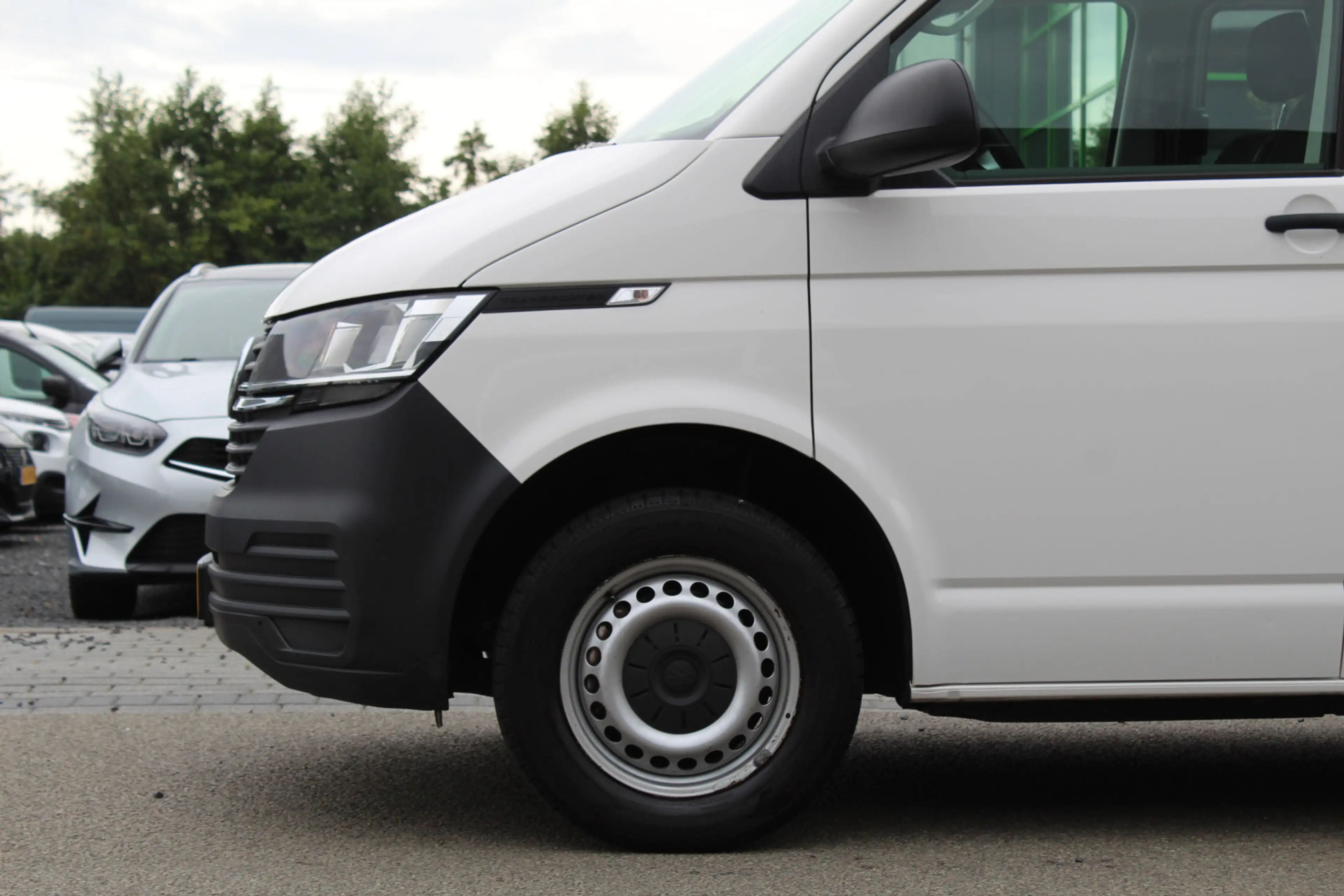 Volkswagen T6.1 Transporter 2.0 TDI 150Pk L2H1 30 DC Comfortline | Trekhaak | — photo 13
