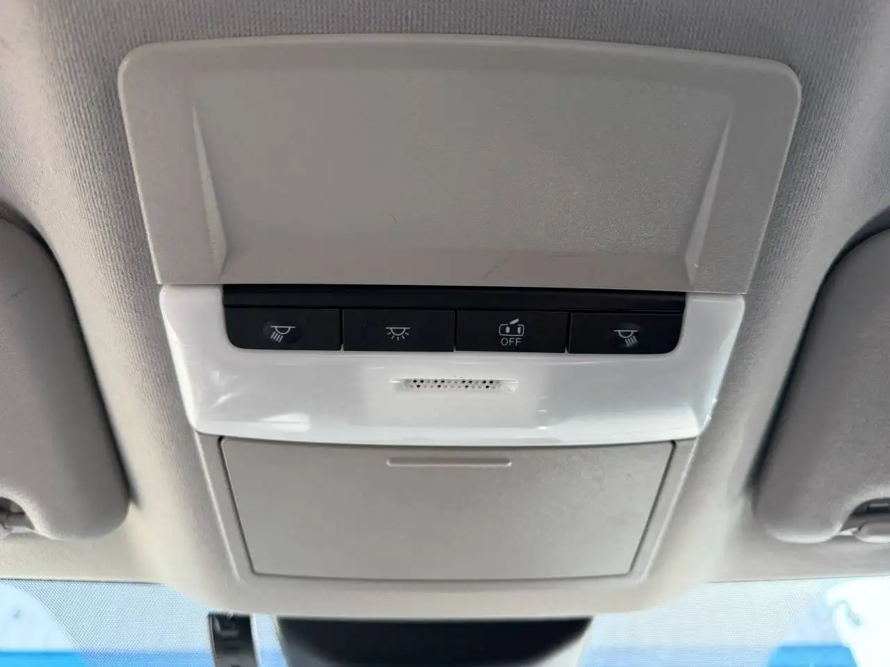 Nissan Sentra снимка Nissan Sentra