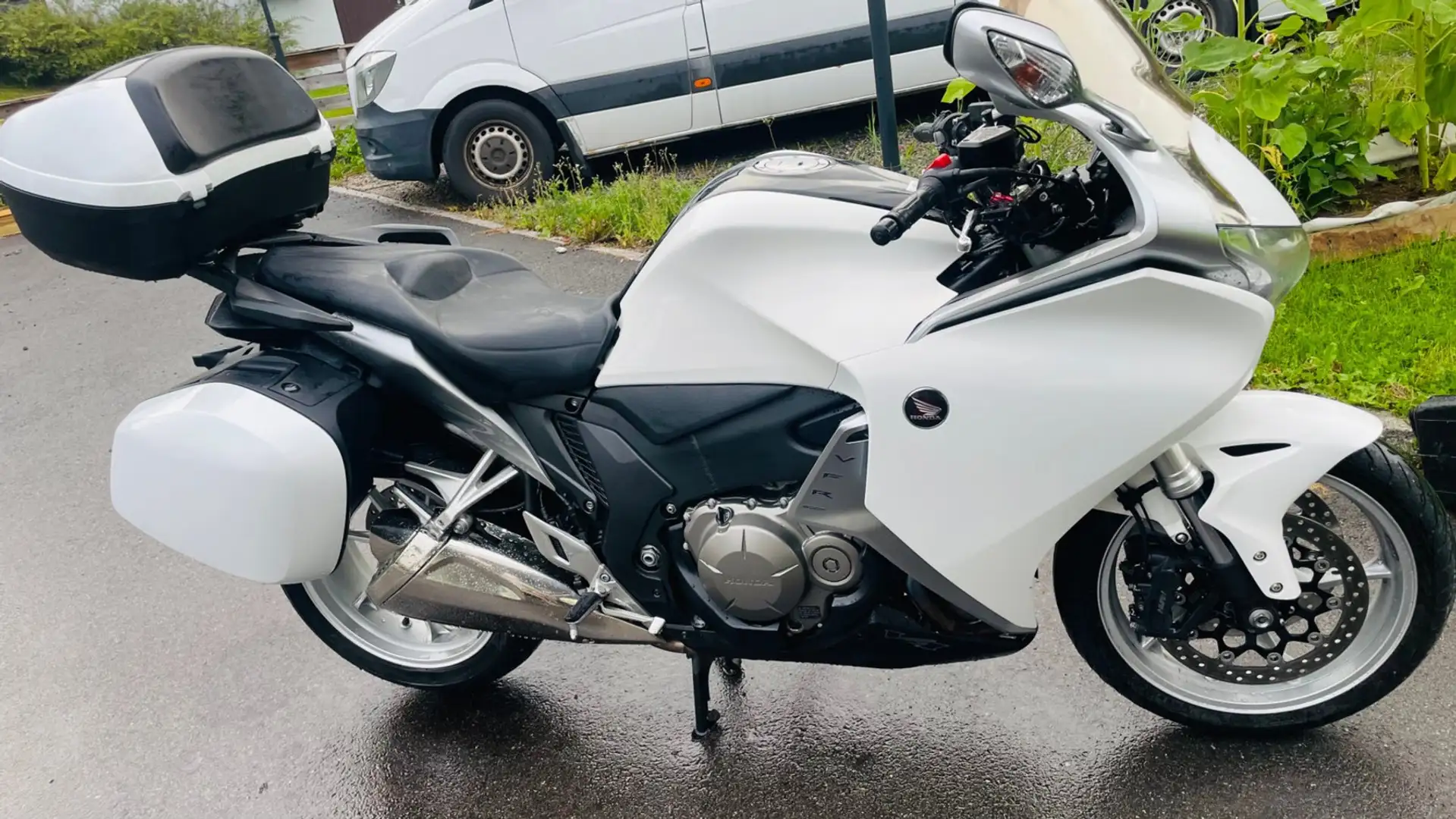 Honda VFR 1200 Alb - 1