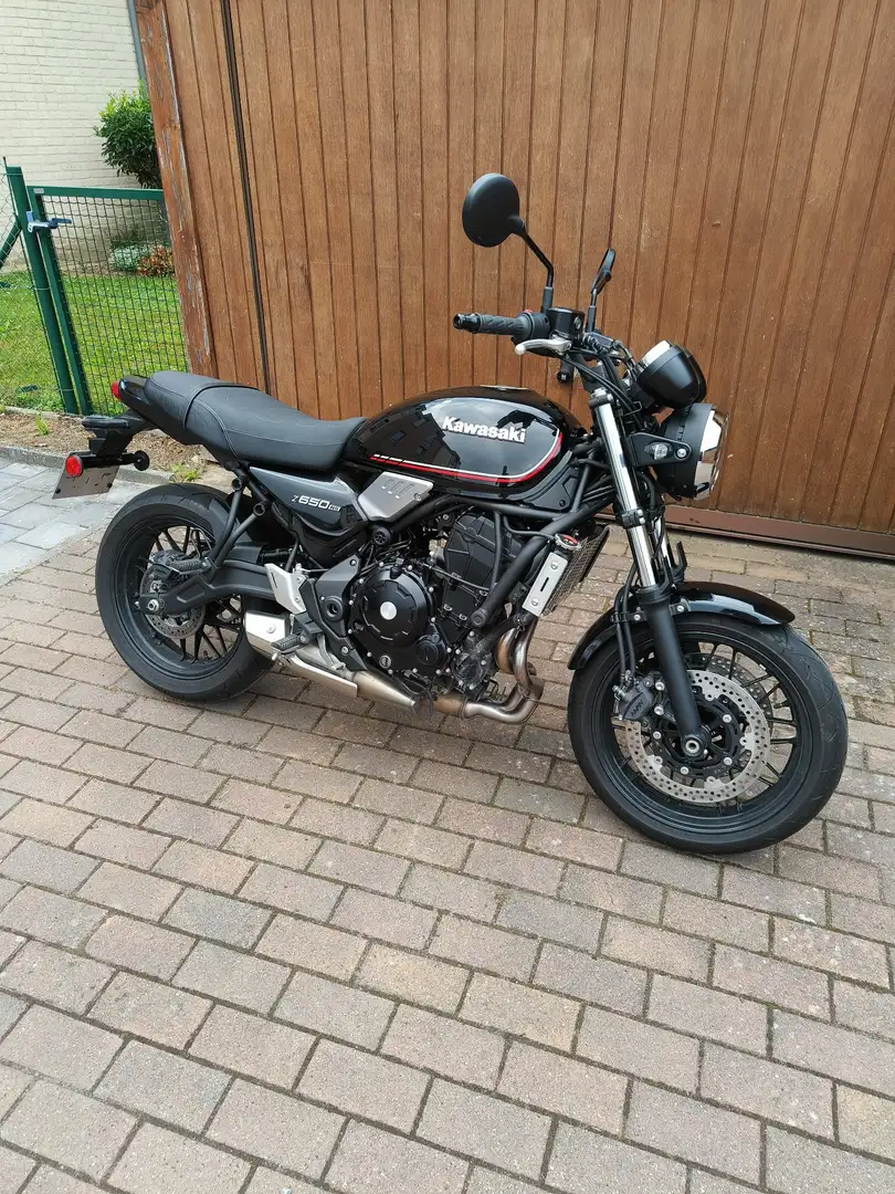 Kawasaki Z 650 RS Fekete - 1