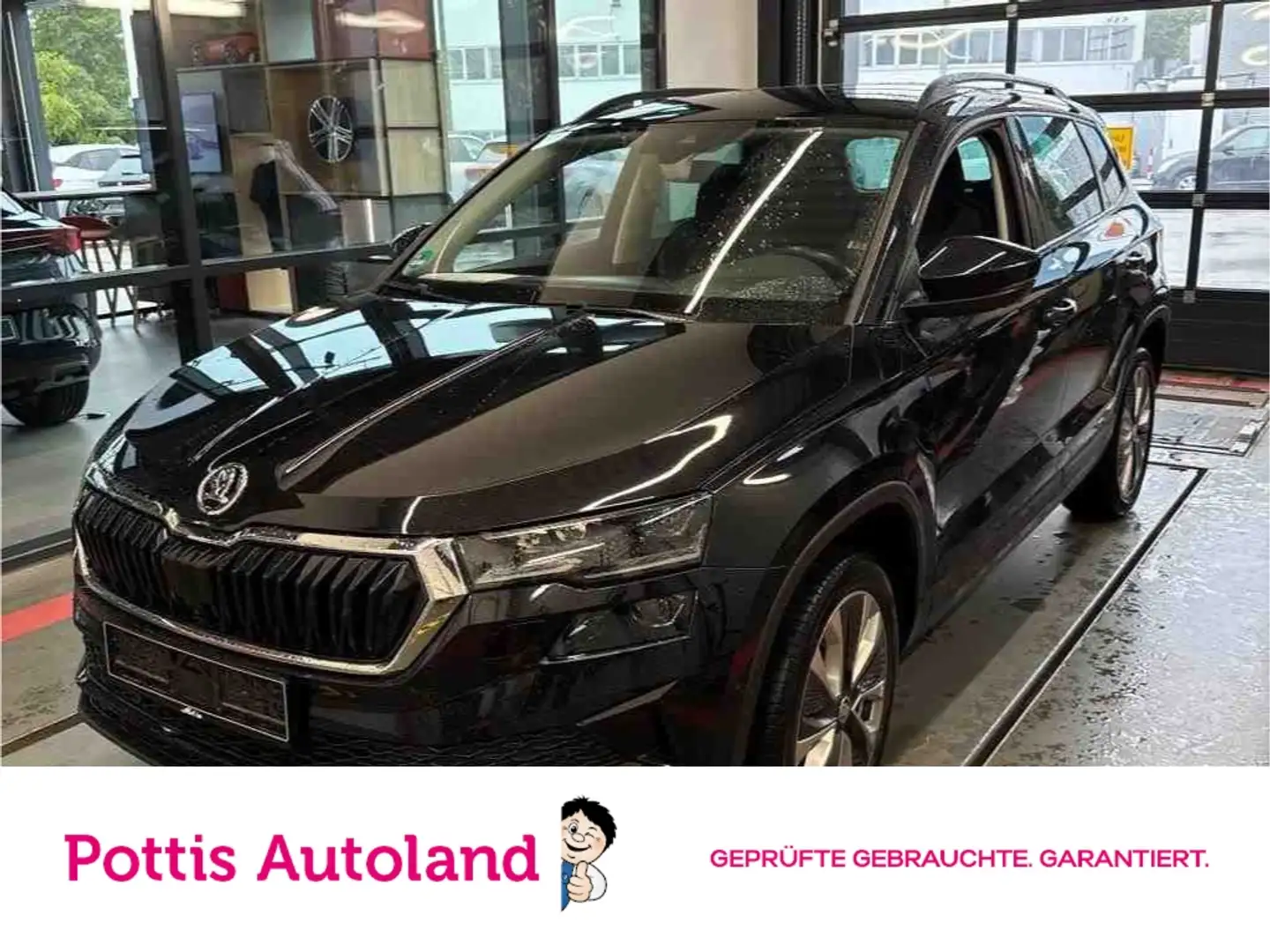 Skoda Karoq 1.5 TSI DSG STYLE AHK MATRIX NAVI PDC Schwarz - 1