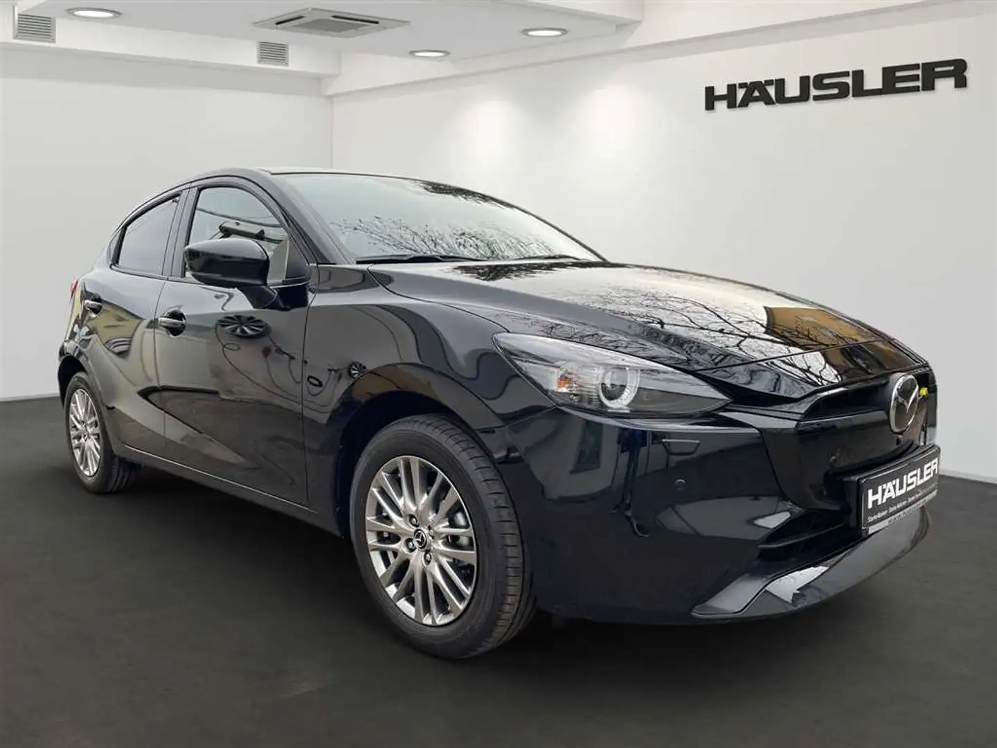 Mazda 2 Exclusive-Line 1.5L e-SKYACTIV Sitz- u. Lenkradhei Nero - 2