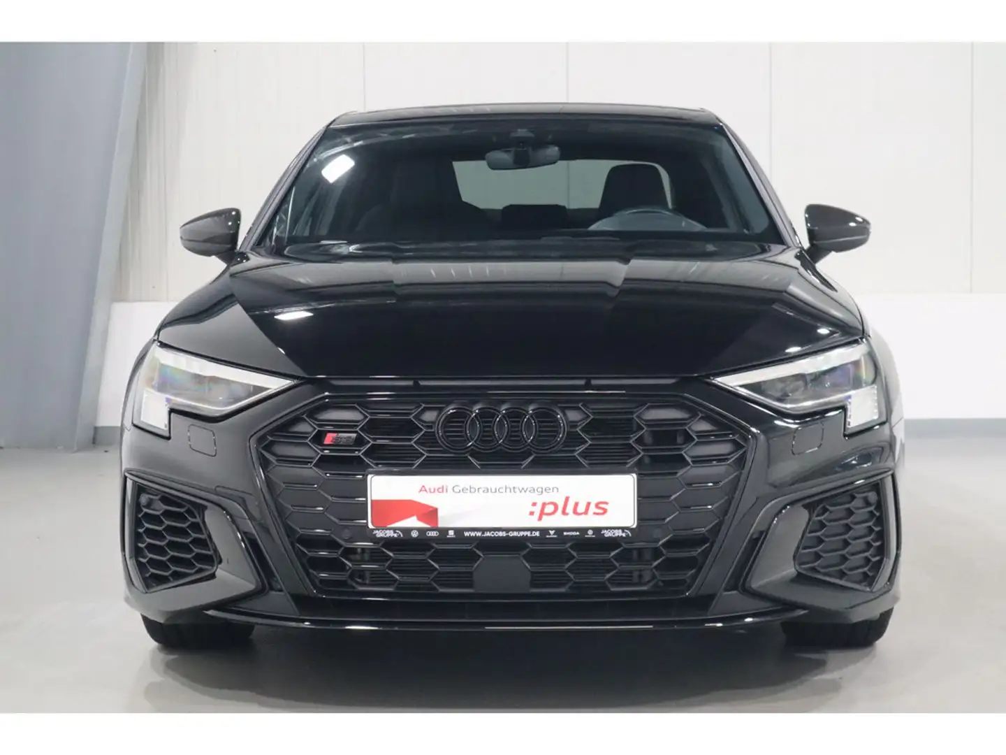 Audi S3 Limo 2.0 TFSI quattro B&O*Pano*Matrix * Schwarz - 2