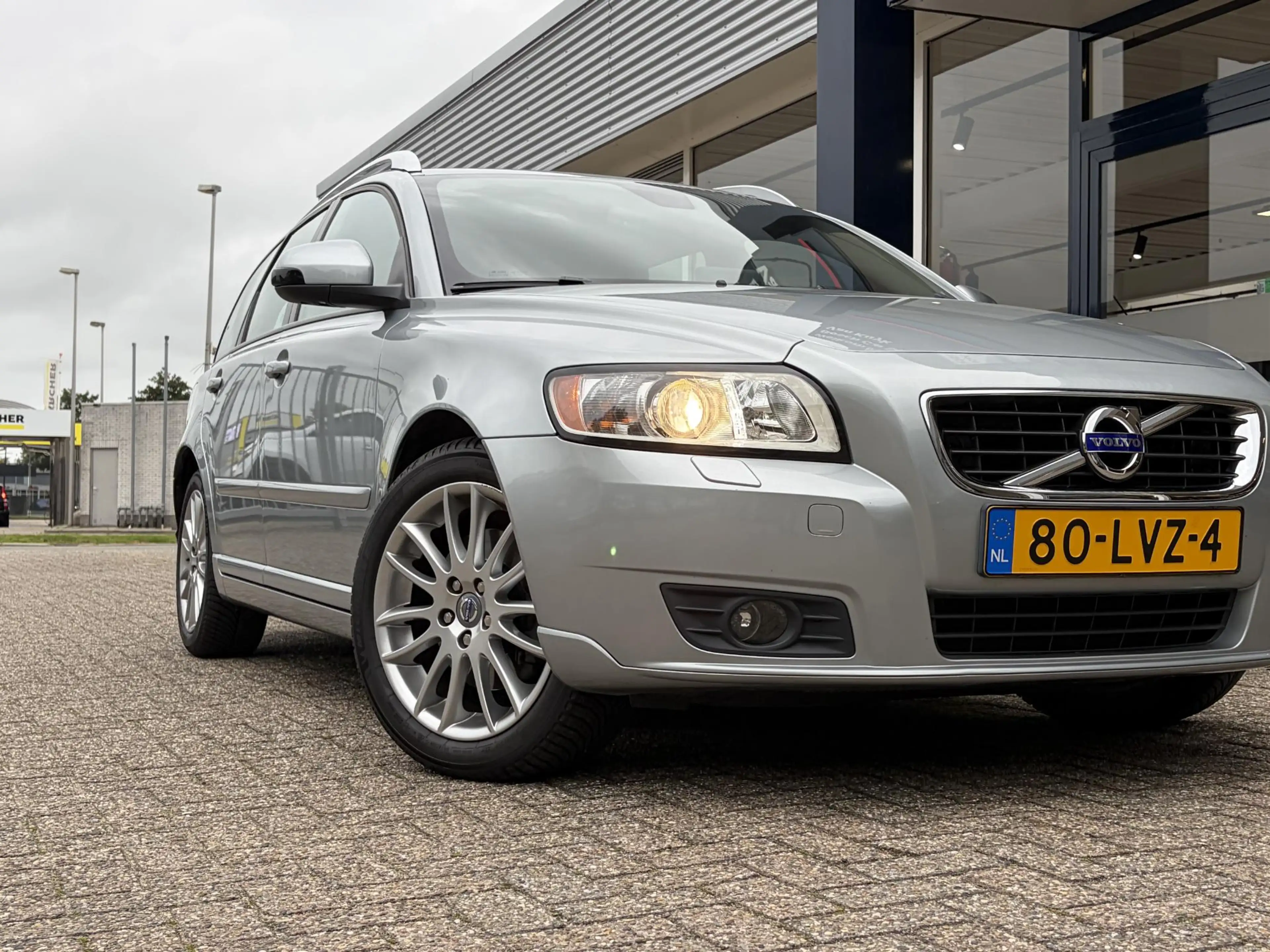 Volvo V50 2.4i Edition II / Automaat / NL-Auto / 2e-Eigenaar — photo 8
