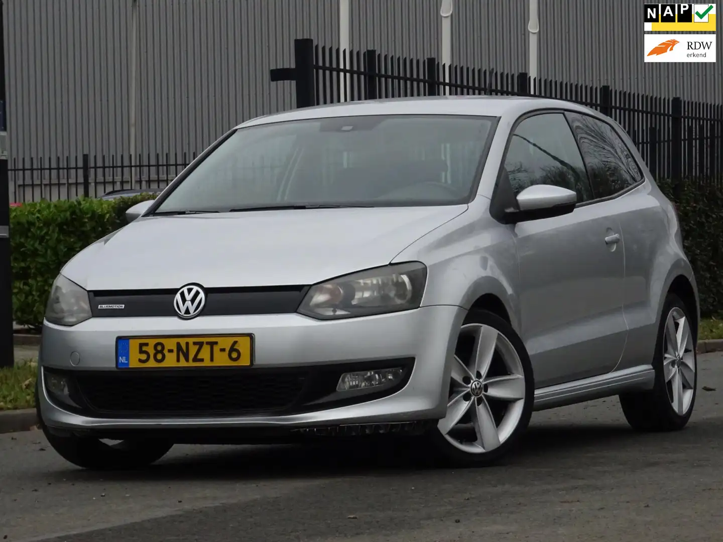 Volkswagen Polo 1.2 TDI BlueMotion NAP/NAVI/CLIMA/CRUISE/APK Grau - 1