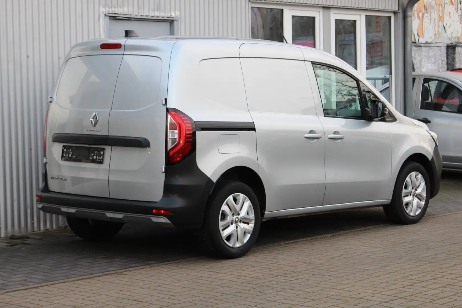 Renault Kangoo III Rapid Extra+Klimaaut+Navi+Kamera Silber - 2