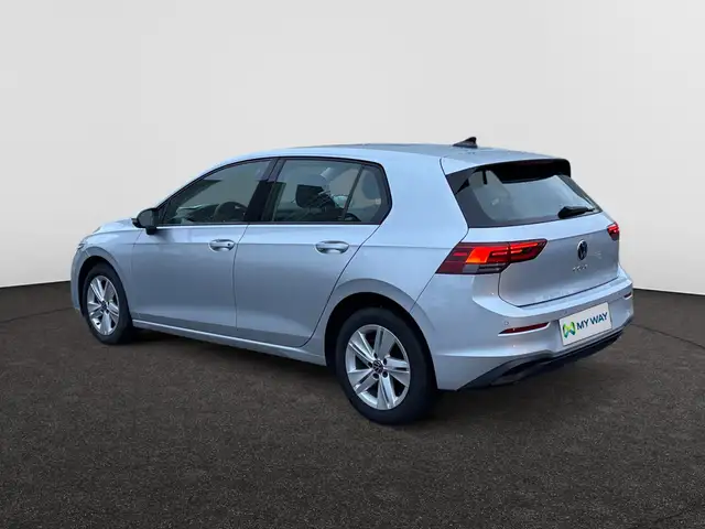 Volkswagen Golf view 2