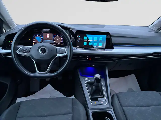 Volkswagen Golf view 10