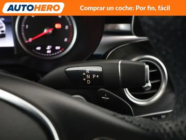 Mercedes-Benz GLC view 30