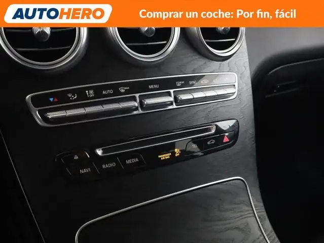 Mercedes-Benz GLC view 26