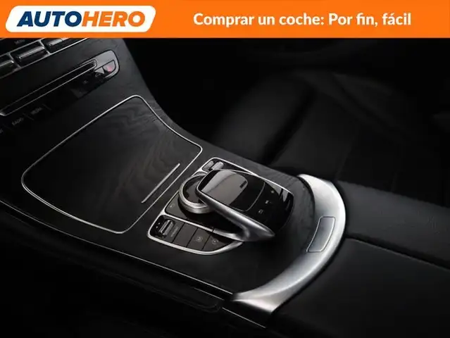 Mercedes-Benz GLC view 28
