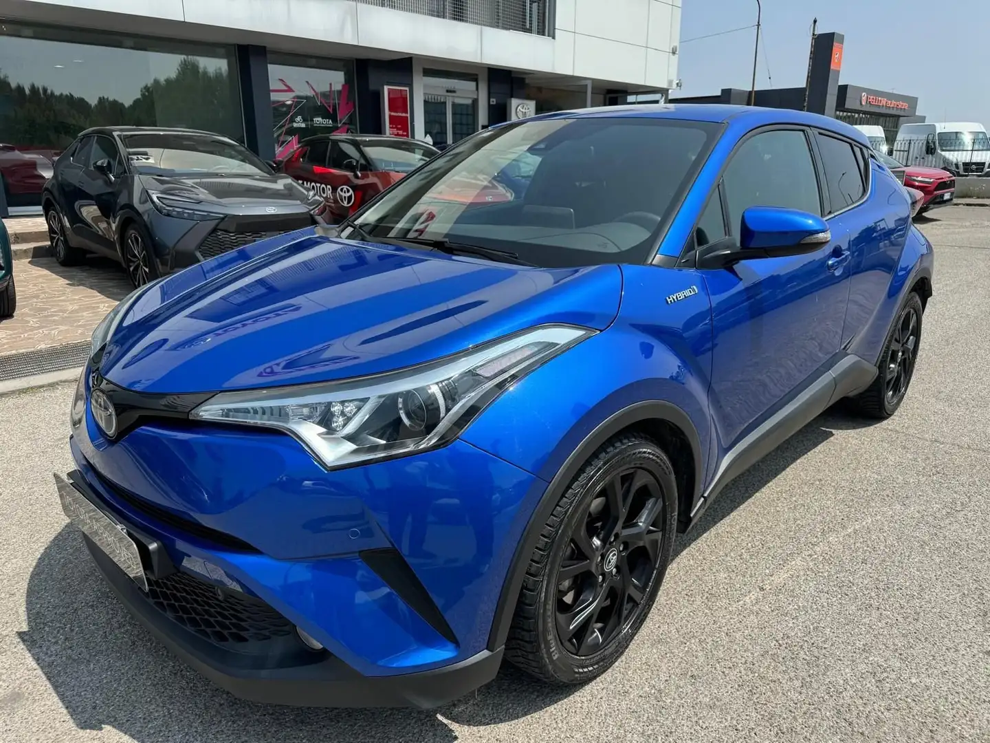 Toyota C-HR 1.8 Hybrid E-CVT Trend - 1