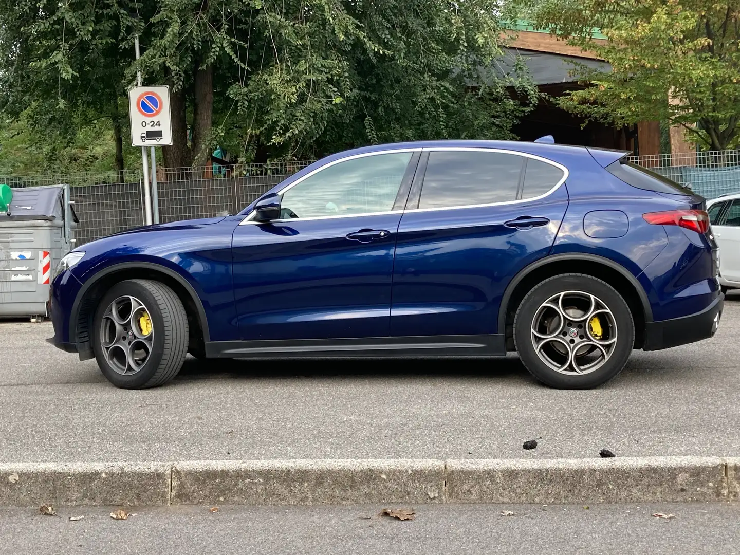 Alfa Romeo Stelvio Stelvio 2.2 t Super Q4 210cv auto *GARANZIA* Blau - 2