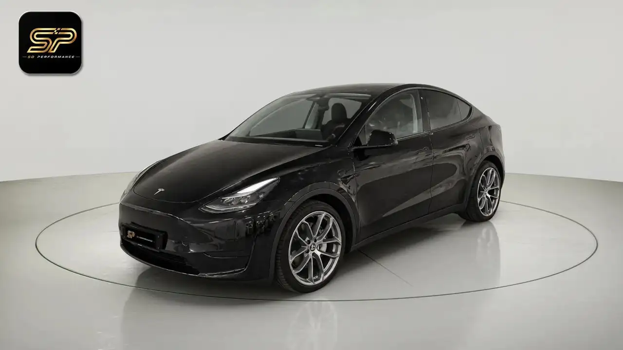 Tesla Model Y Standard