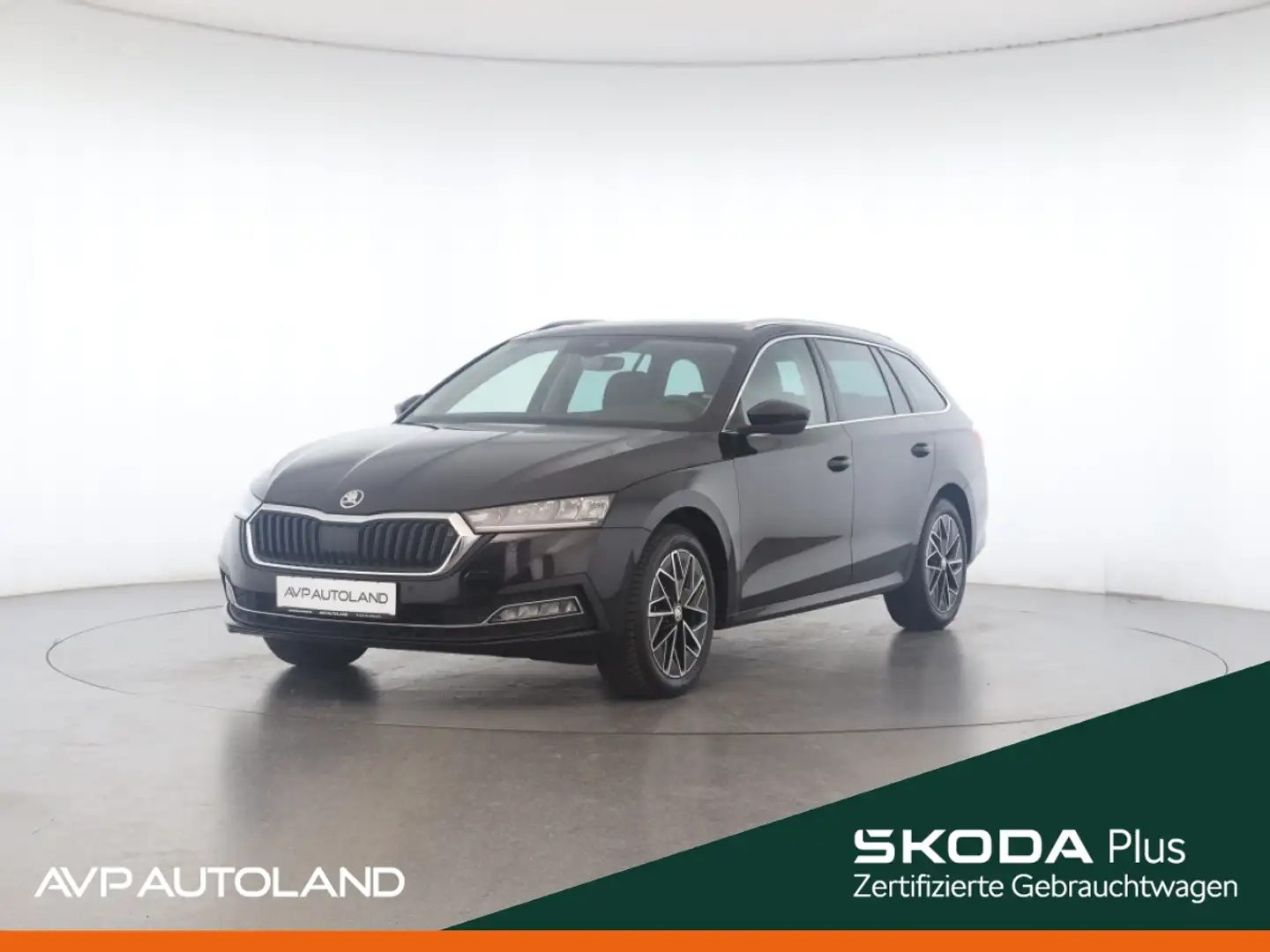 Skoda Octavia COMBI 1.5 TSI DSG Style | PANO | NAVI | Fekete - 1
