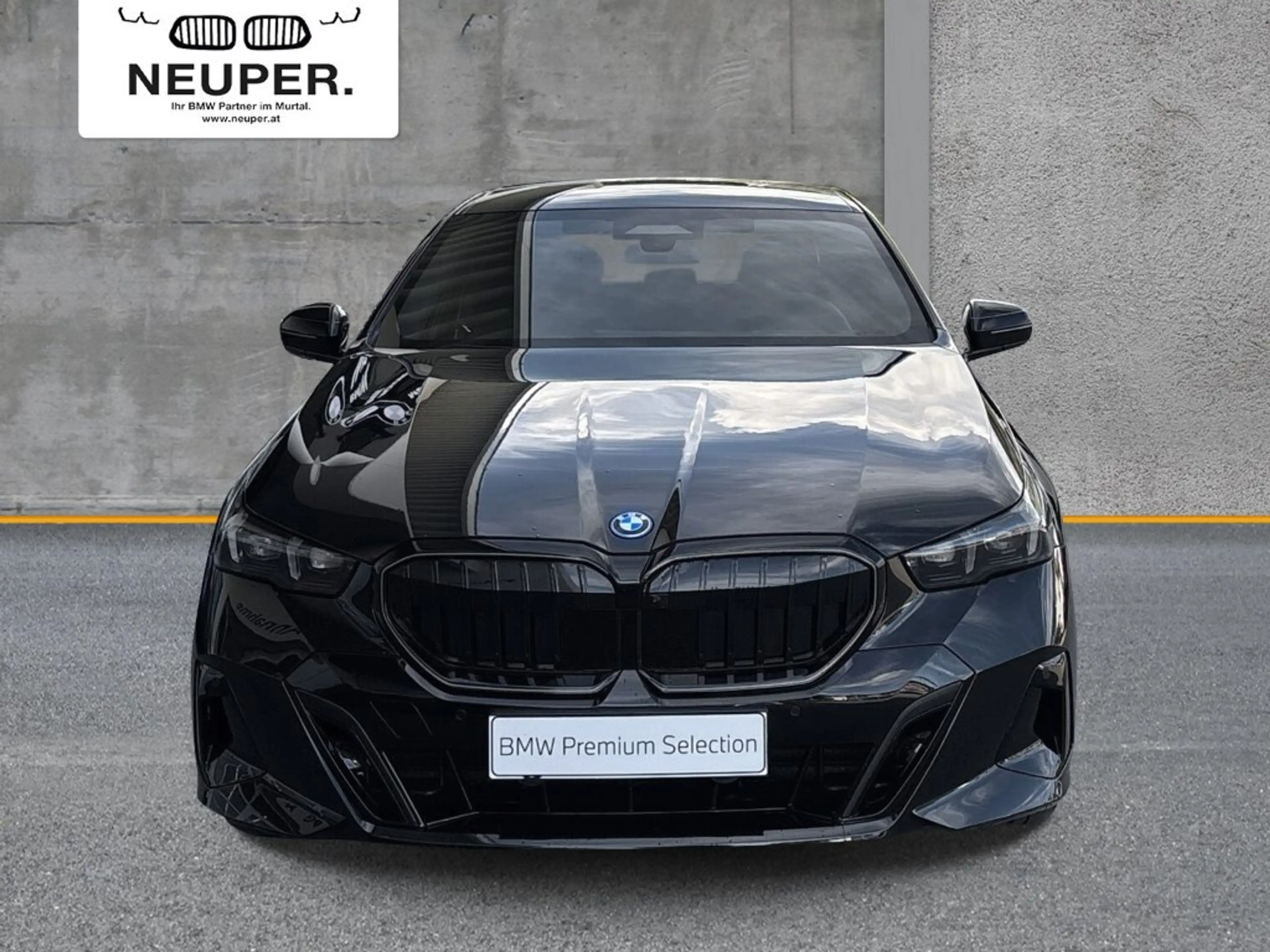 BMW 530 e xDrive — photo 2