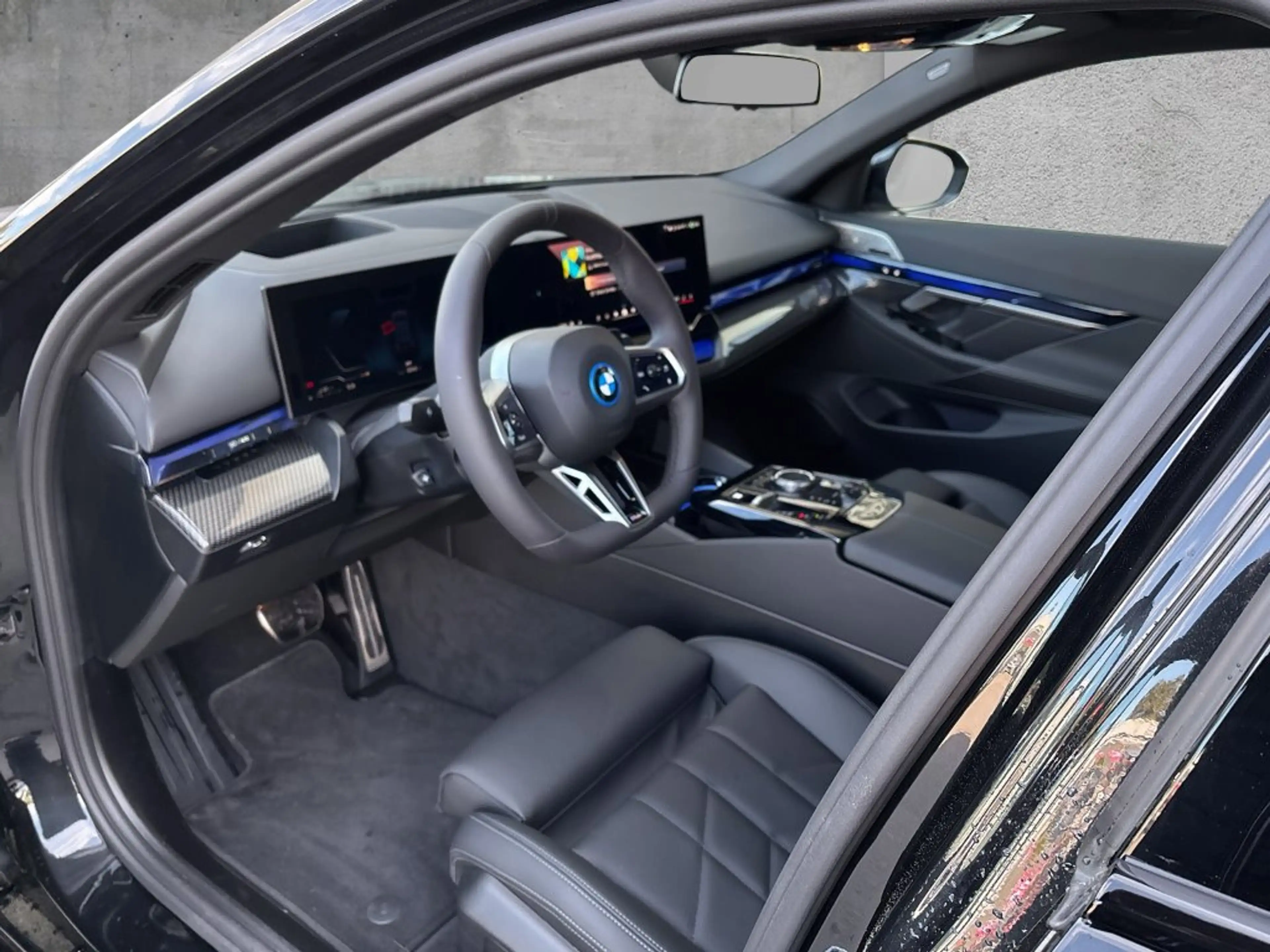 BMW 530 e xDrive — photo 6