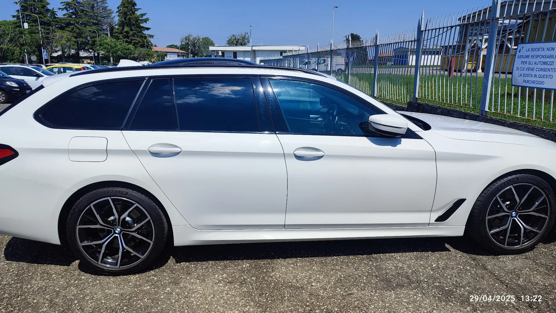 BMW 520 520d Touring mhev 48V xdrive Msport auto - 2