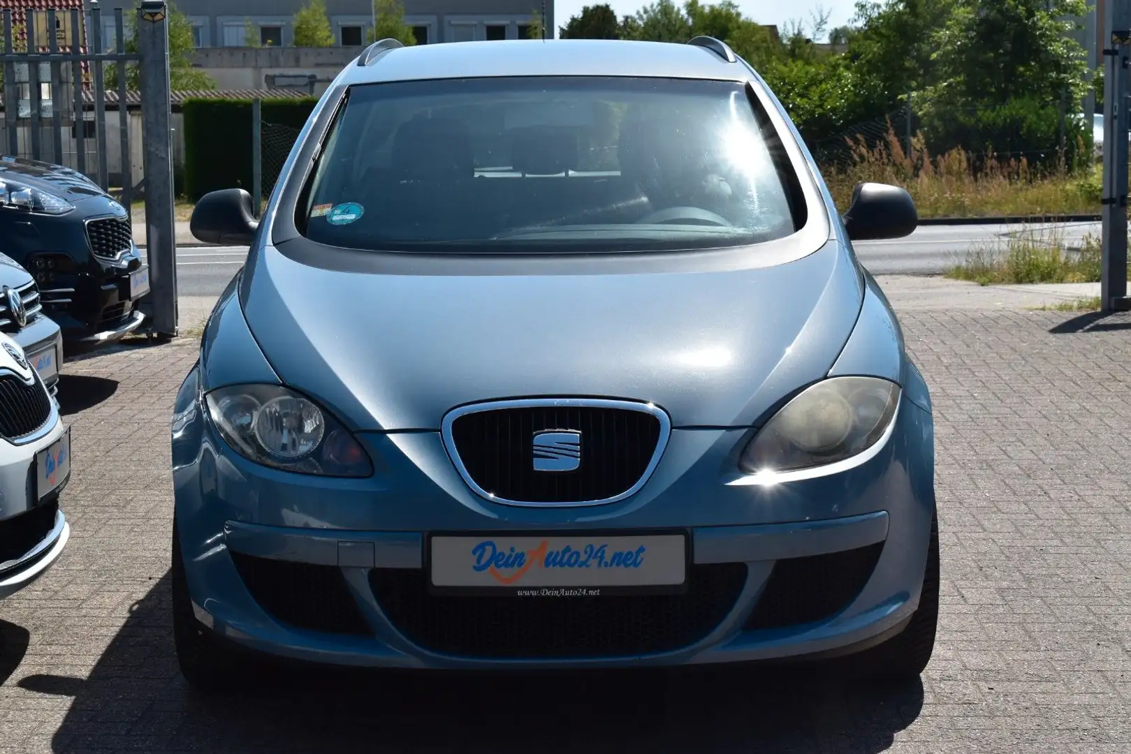 SEAT Altea XL 1.6 Reference Comfort TÜV NEU | Klima Blau - 2