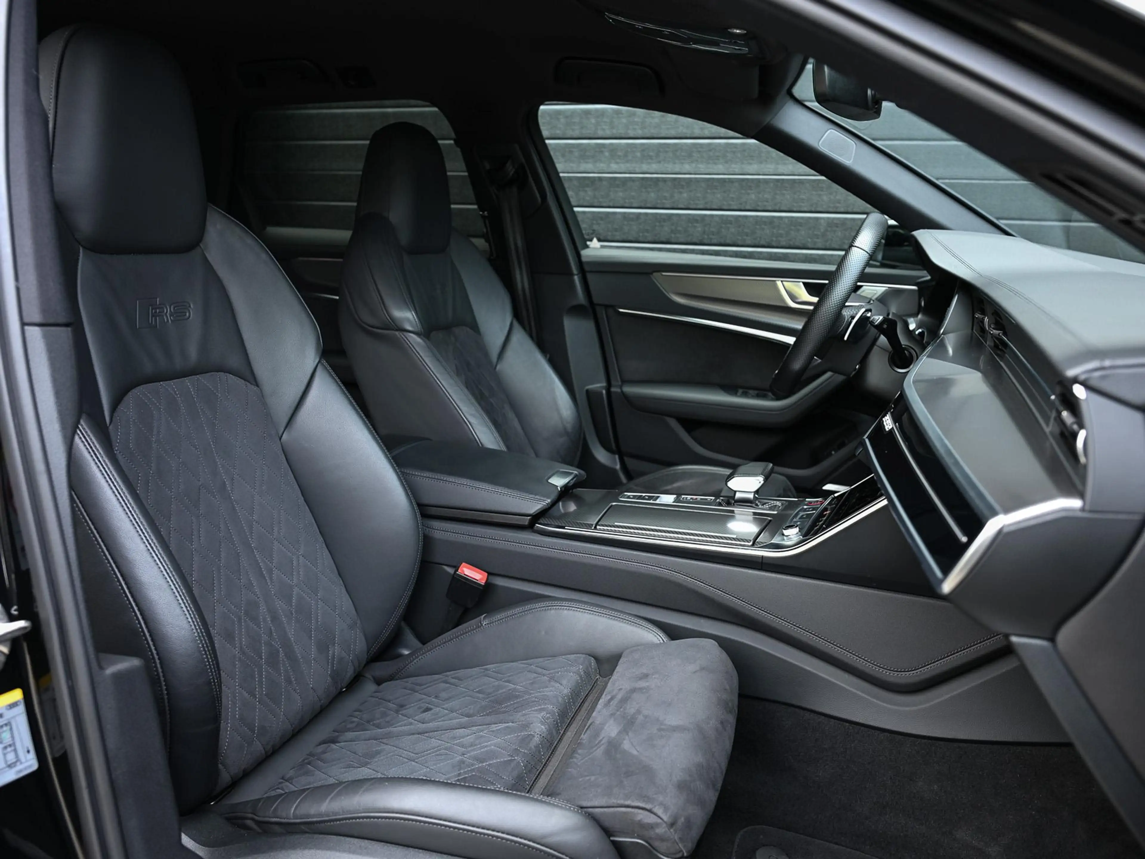 Audi RS6 A6 Avant TFSI quattro | Achterasbesturing | VOSSEN — photo 11