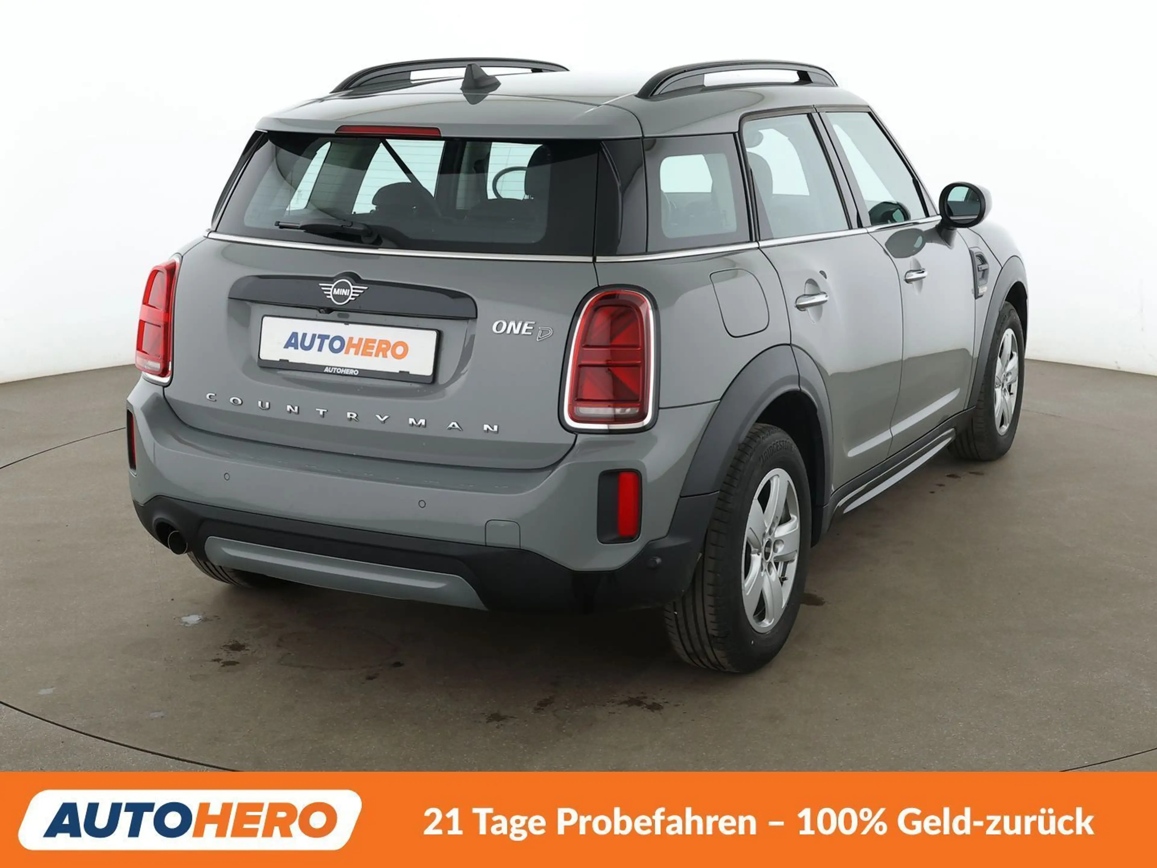 MINI One D Countryman One D Essential Trim Aut.*NAVI*LED*TEMPO* — photo 6