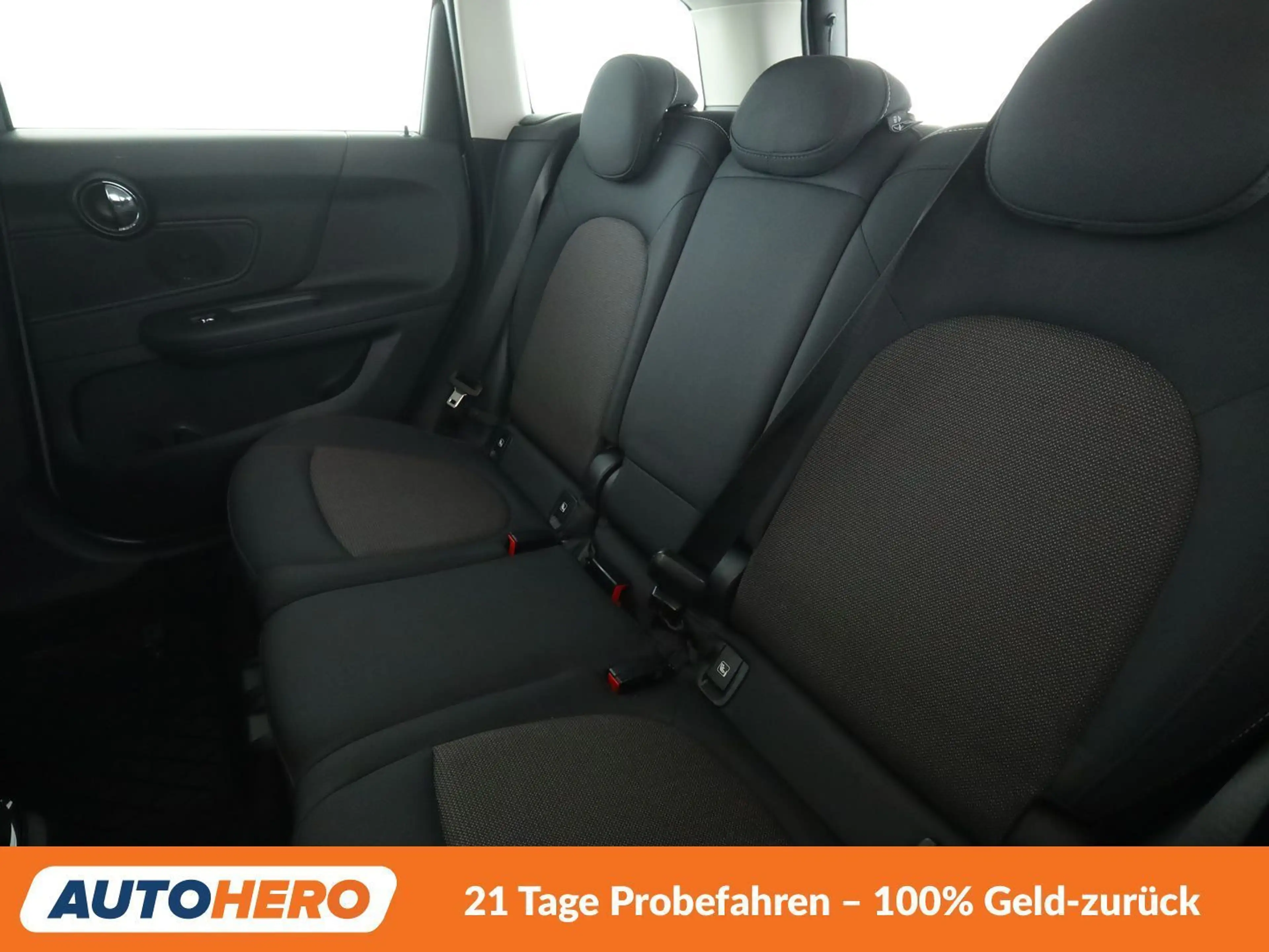 MINI One D Countryman One D Essential Trim Aut.*NAVI*LED*TEMPO* — photo 14