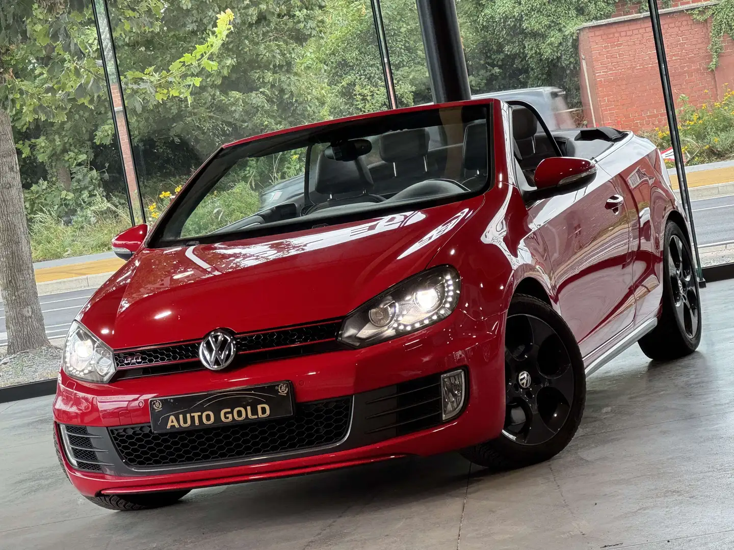 Volkswagen Golf GTI 2.0 TSI/CABRIOLET/FULLOPTIONS/ETAT SHOW-ROOM Rouge - 1