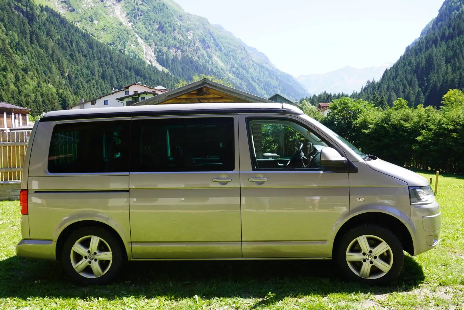 Volkswagen T5 California Beach Silber - 2