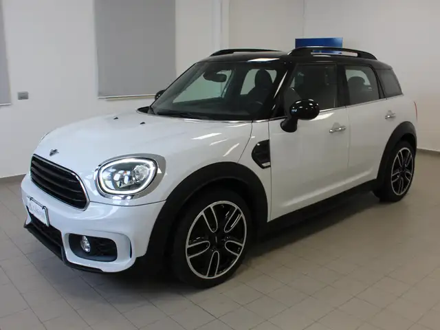 MINI Cooper D Countryman John Cooper Works