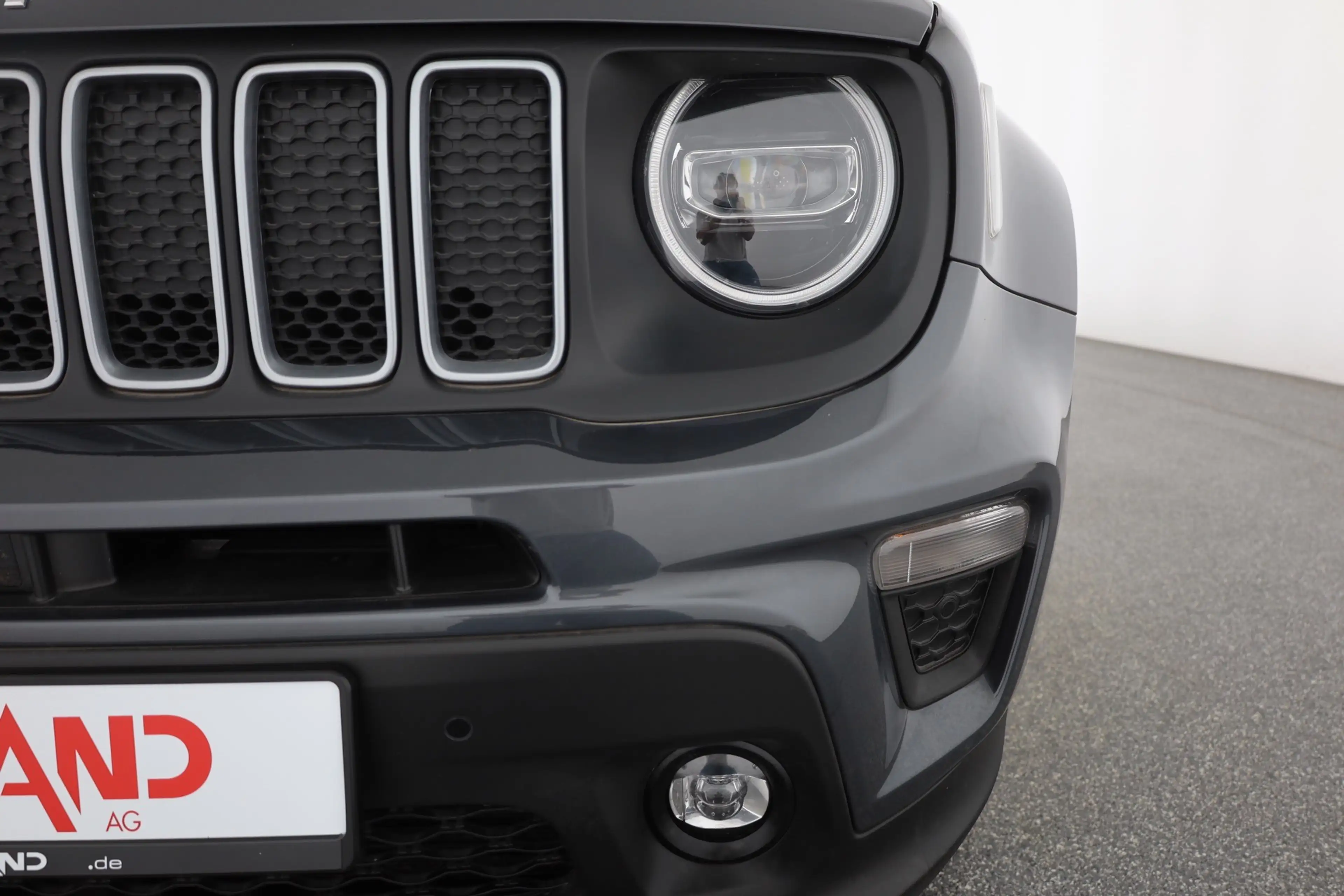 Jeep Renegade 1.5 GSE e-Hybrid Aut. LED ACC Kamera — photo 29