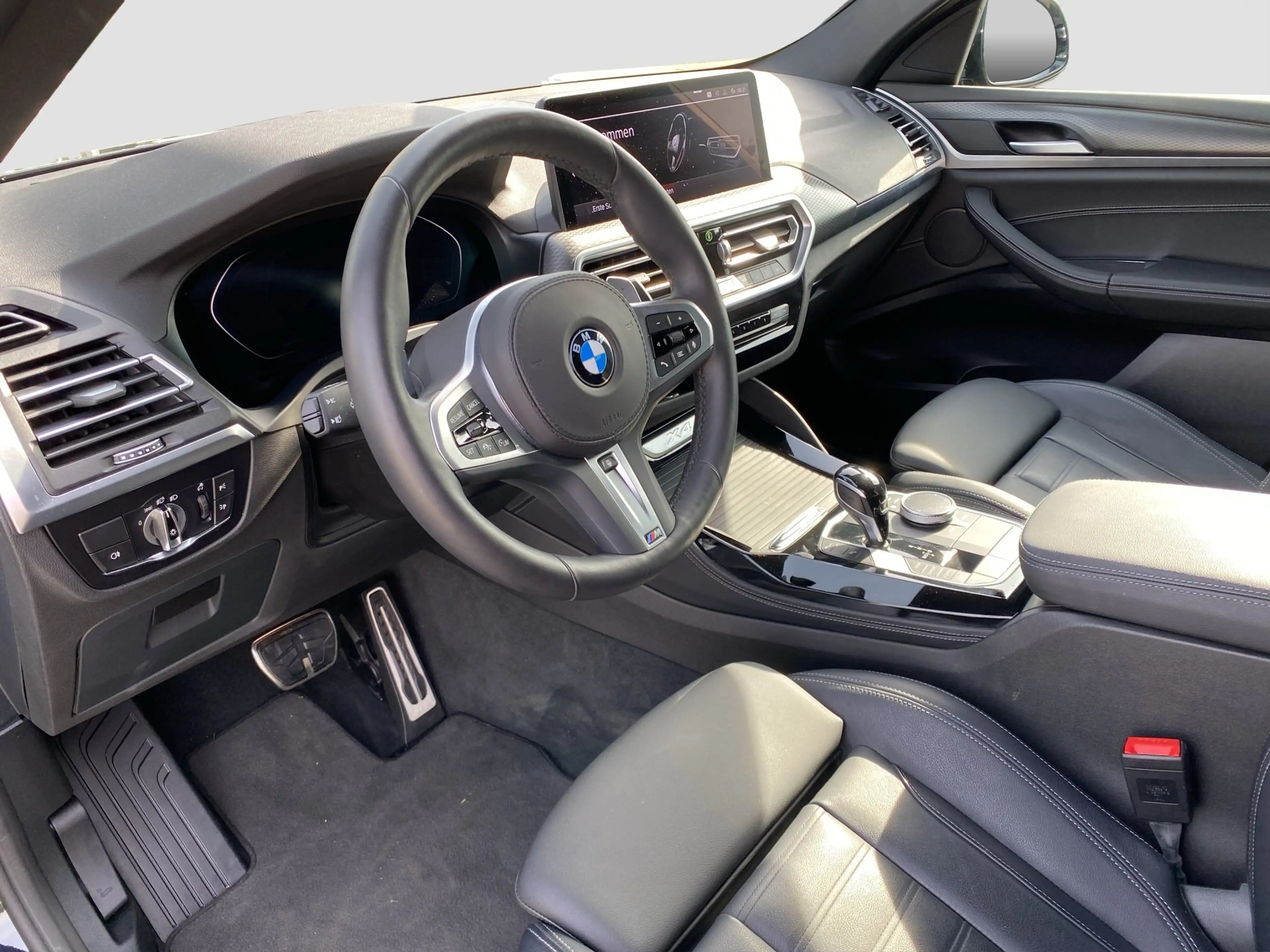 BMW X4 xDrive 30d ///M-Sport Laser ACC StHzg AHK HUD — photo 10