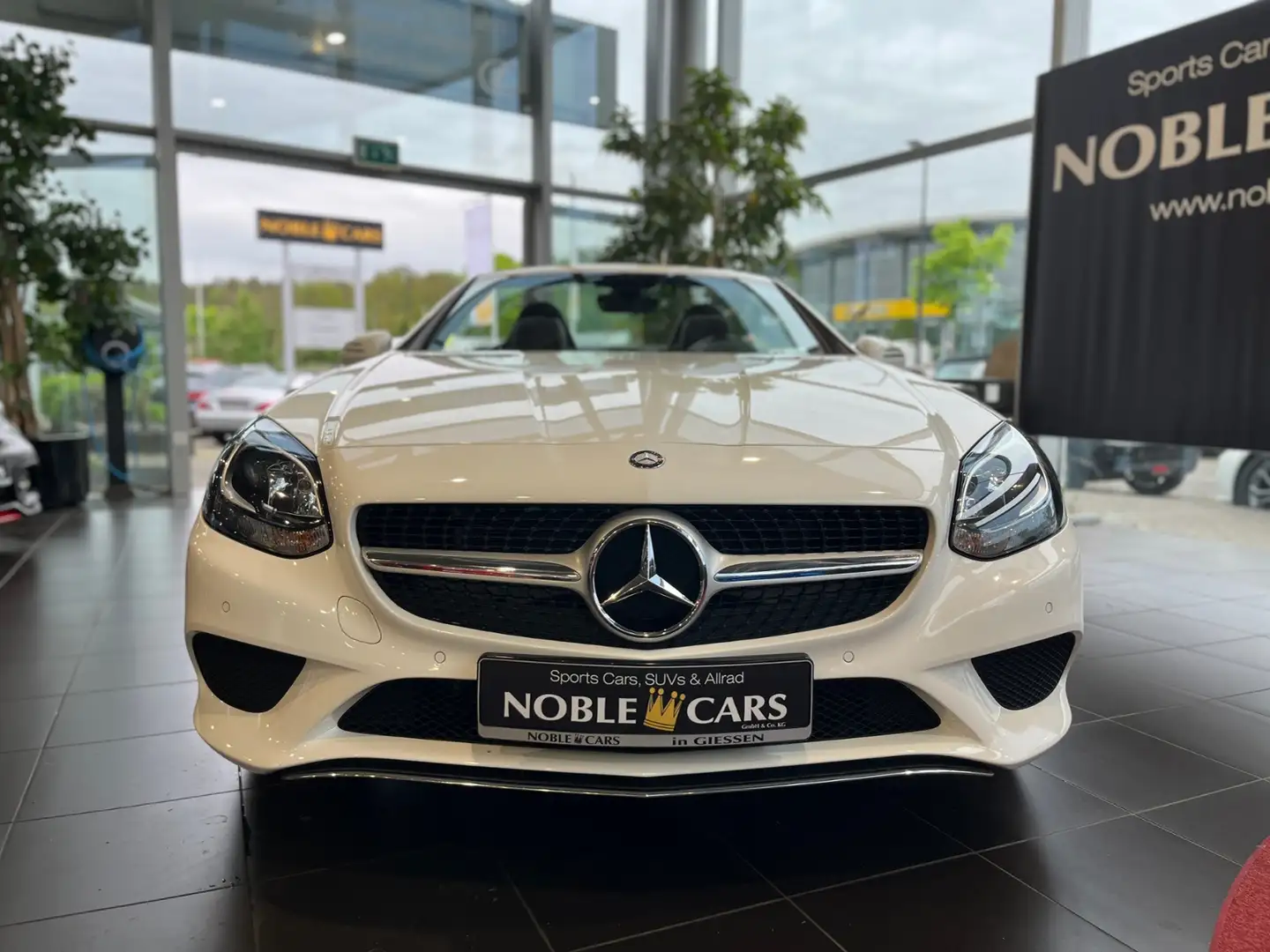 Mercedes-Benz SLC 200 KLIMA NAV SHZ PDC ALU Blanc - 2