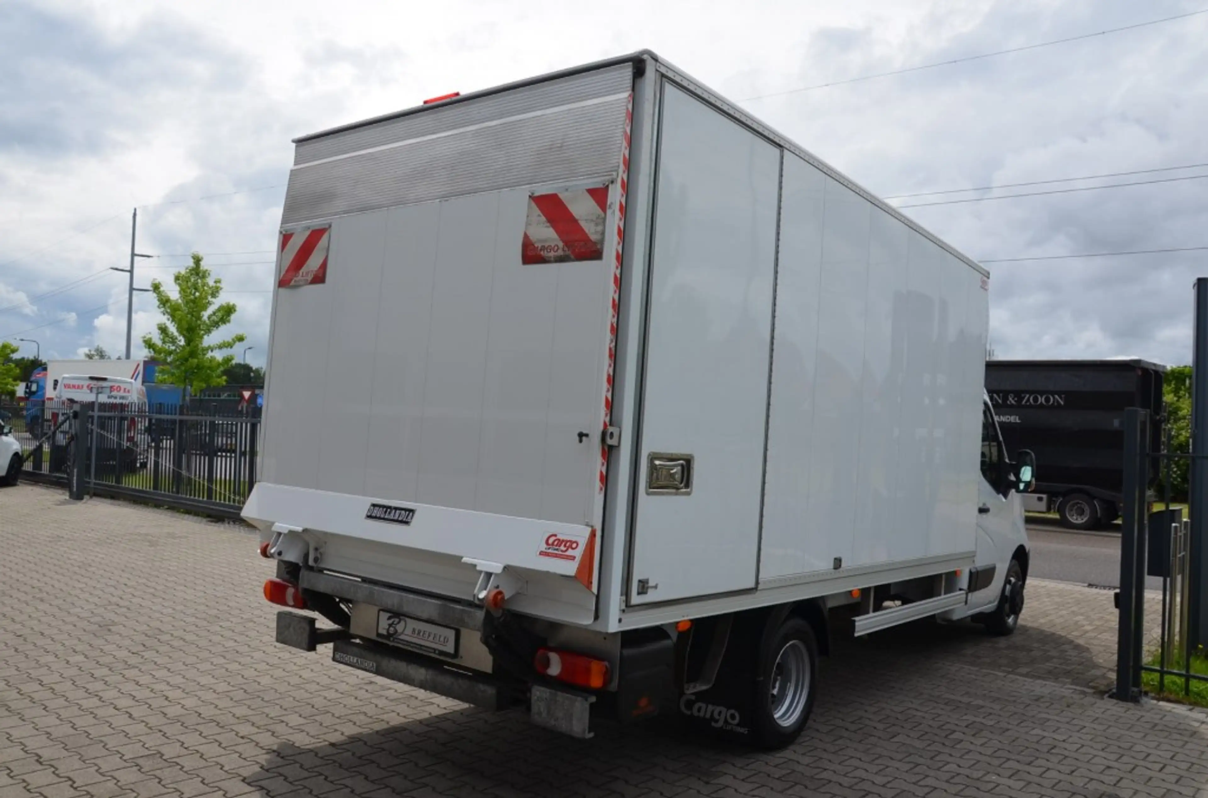 Nissan Interstar 2.3 DCI Interstar/master  Meubelbak/ bakwagen Laad — photo 4