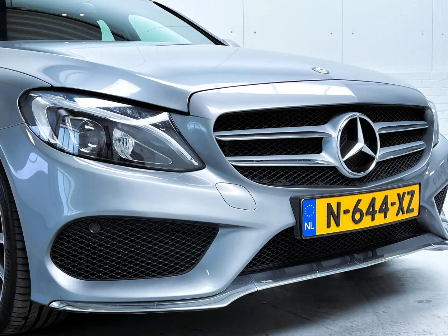 Mercedes-Benz C 250 Estate AMG|Leder|Camera|Dealer O.H. Grijs - 2