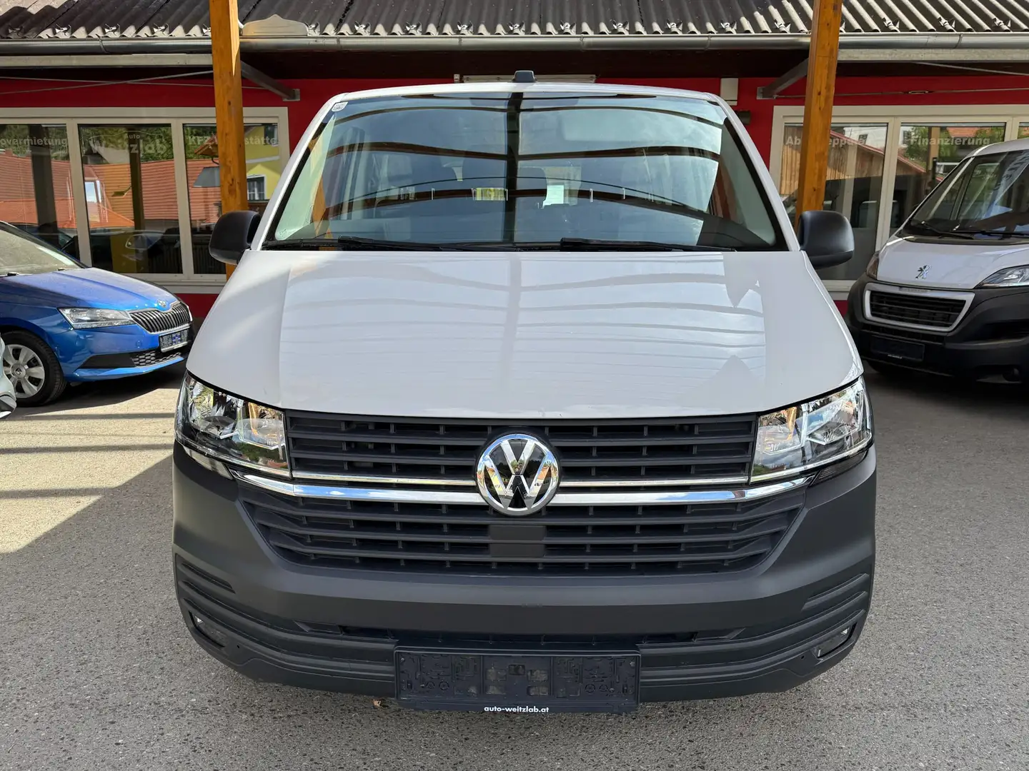 Volkswagen T6.1 Kombi 2,0 TDI Weiß - 2