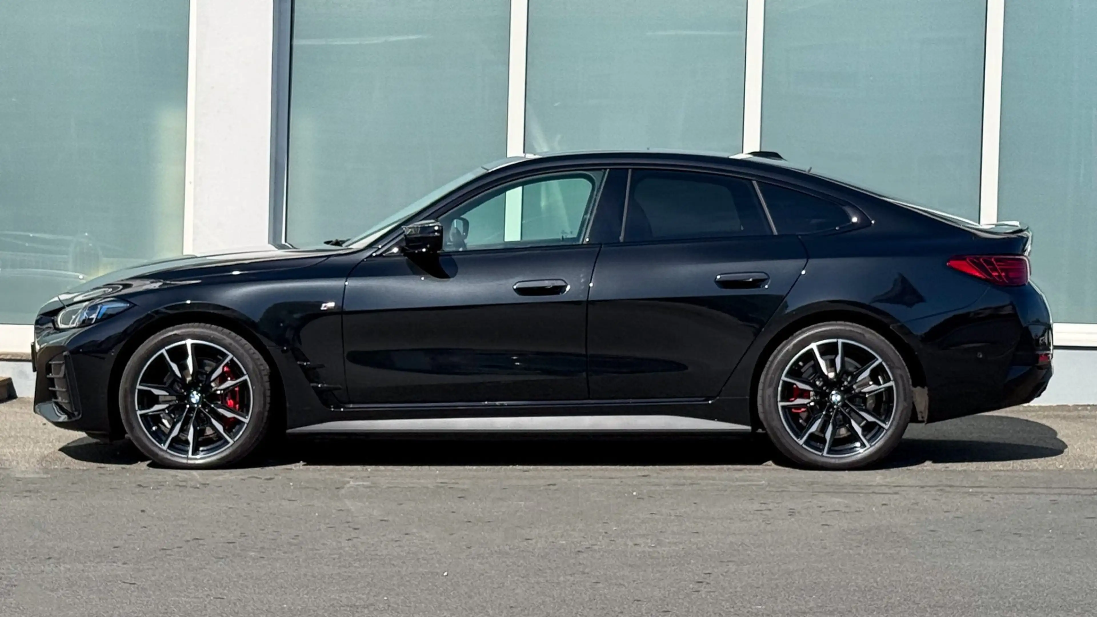 BMW i4 Gran Coupe xDrive M-Sportpaket Pro — photo 7