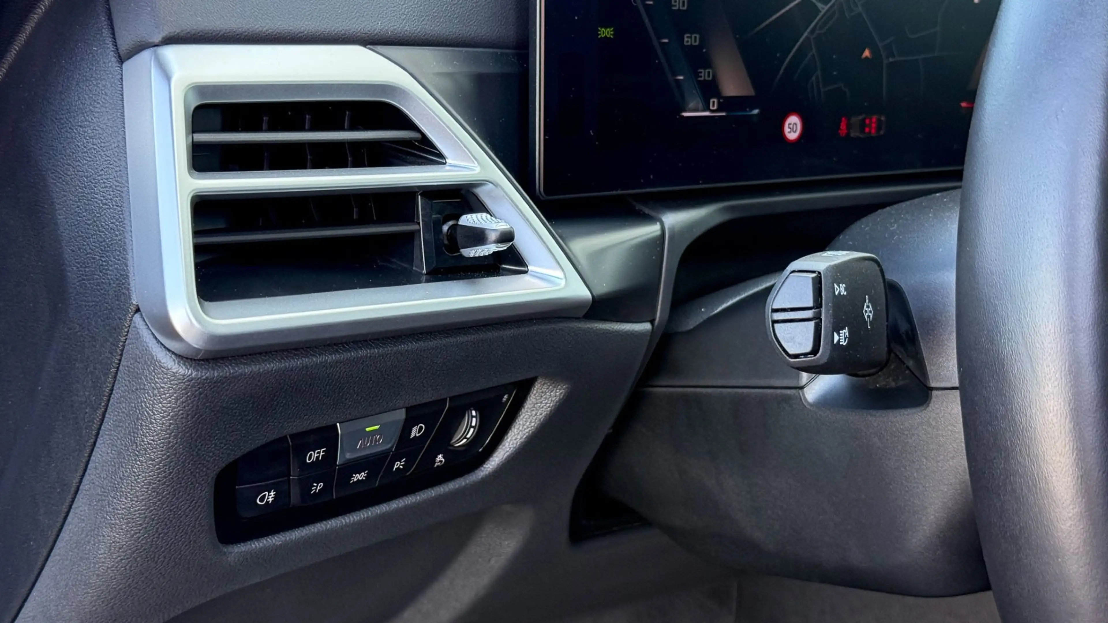 BMW i4 Gran Coupe xDrive M-Sportpaket Pro — photo 12