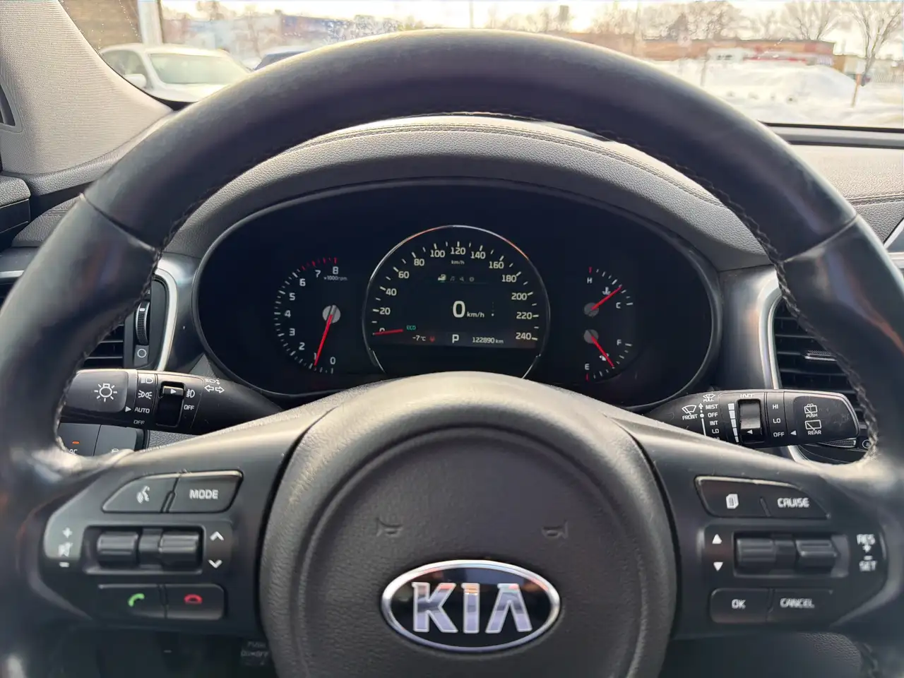Kia Sorento снимка Kia Sorento