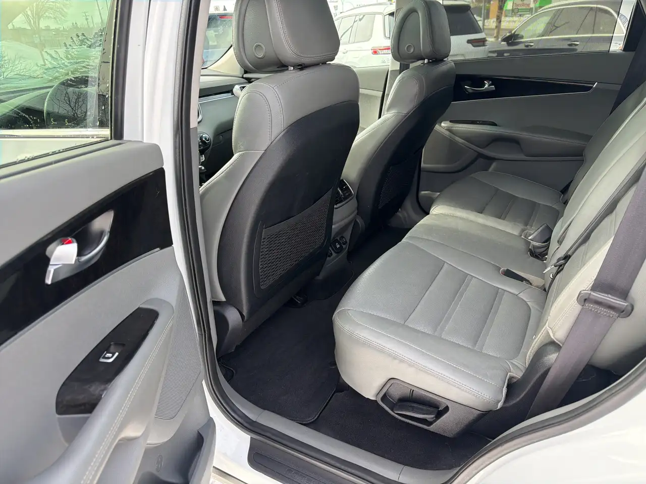 Kia Sorento снимка Kia Sorento