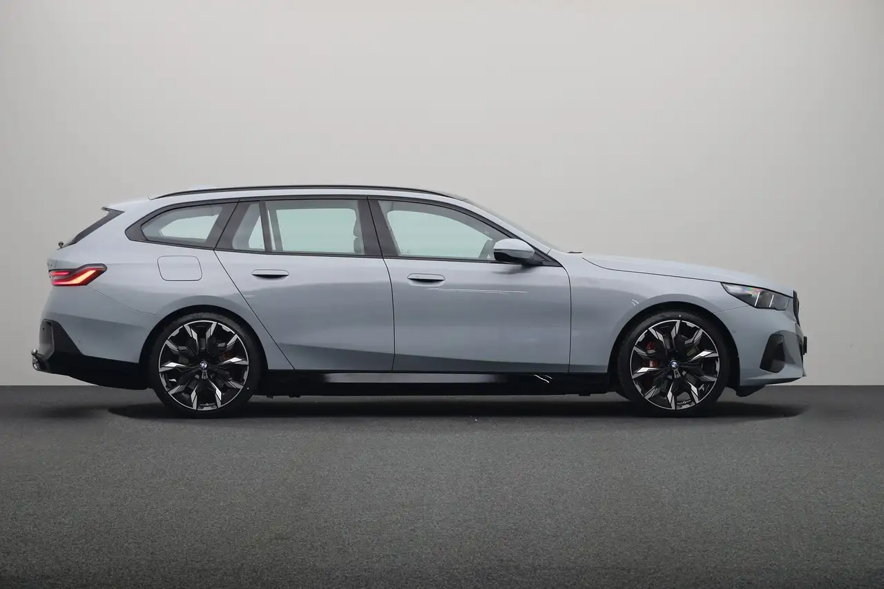 BMW i5 2026 — фото 8