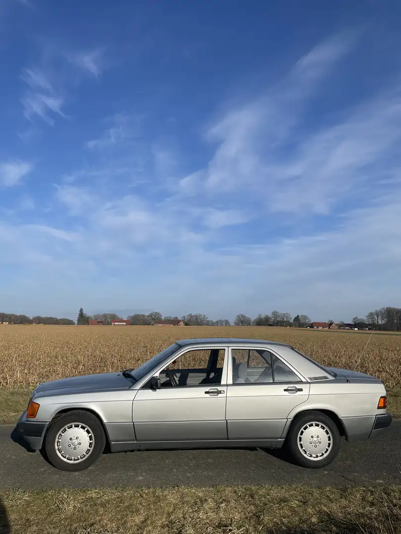 Mercedes-Benz 190 E 1.8 - 2