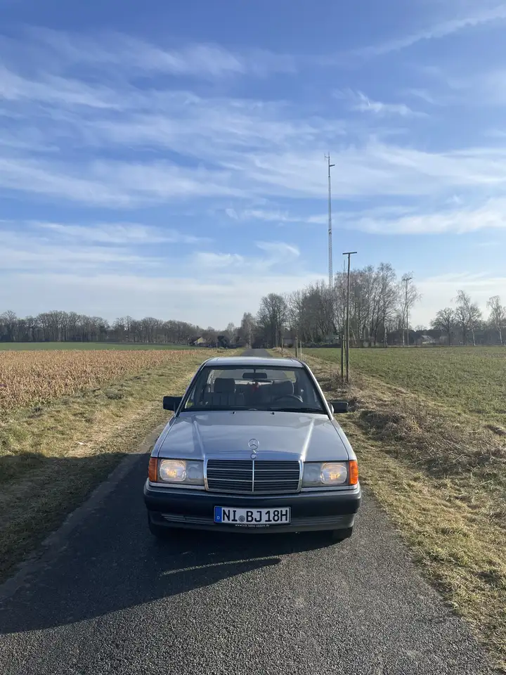 Mercedes-Benz 190